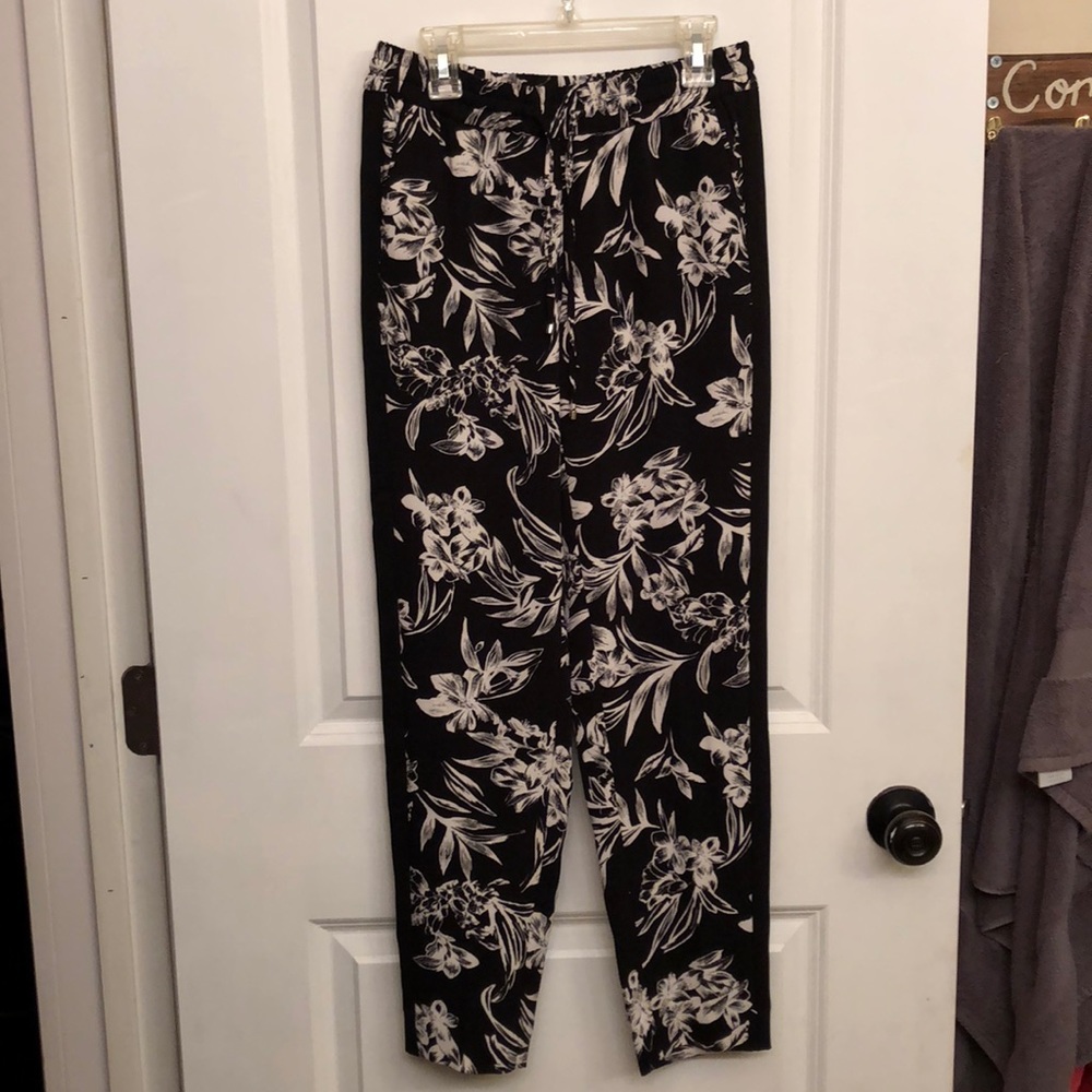 White House Black Market lounge pants